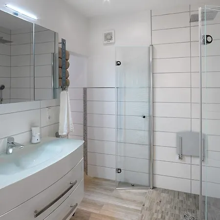 Ferienwohnung Ausoniusblick Apartment Oberfell