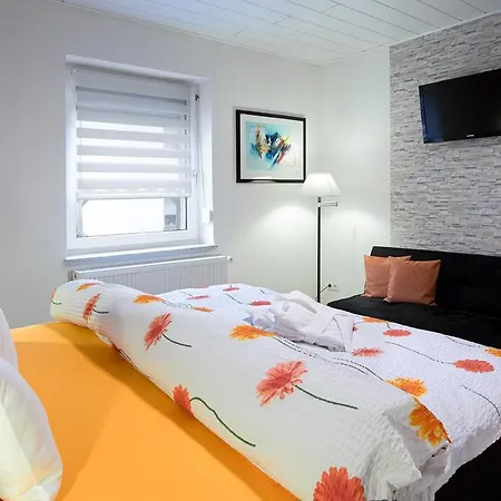 Ferienwohnung Ausoniusblick * Oberfell